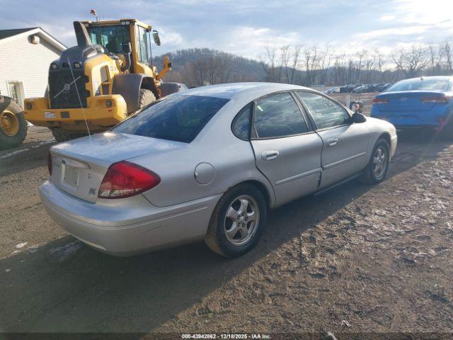 Ford Taurus Se Image 4