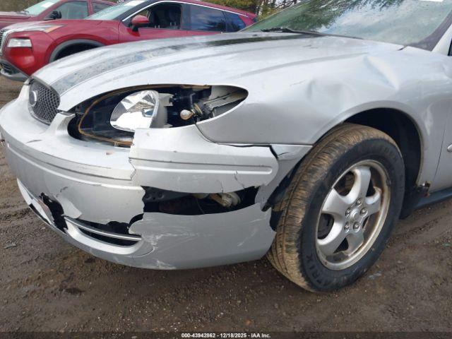 Ford Taurus Se Image 9