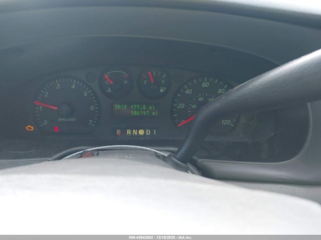 Ford Taurus Se Image 5