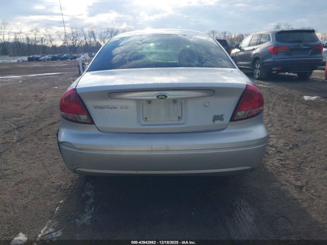 Ford Taurus Se Image 15