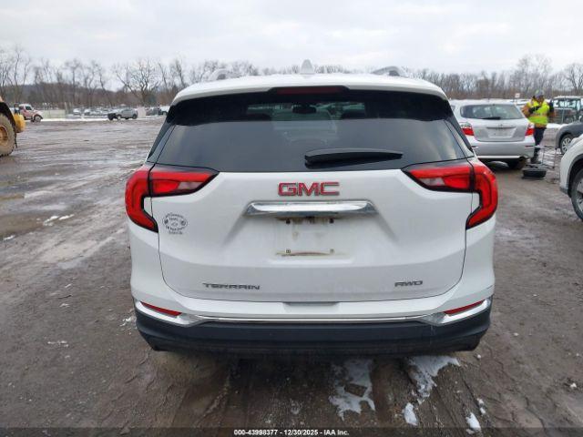 GMC Terrain Slt Image 2