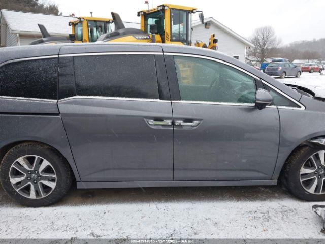 Honda Odyssey Image 2