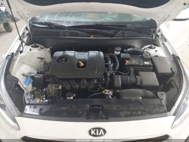 Kia Forte Lxs Image 16