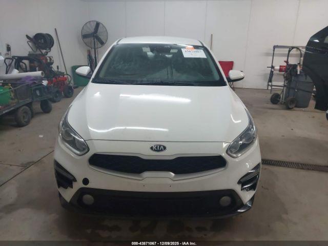 Kia Forte Lxs Image 10