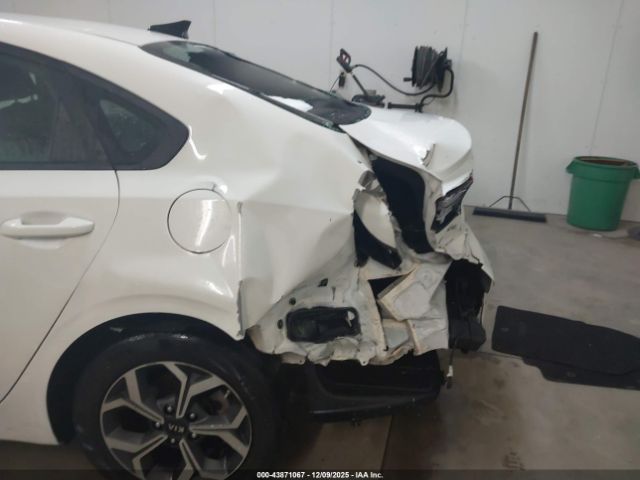 Kia Forte Lxs Image 15