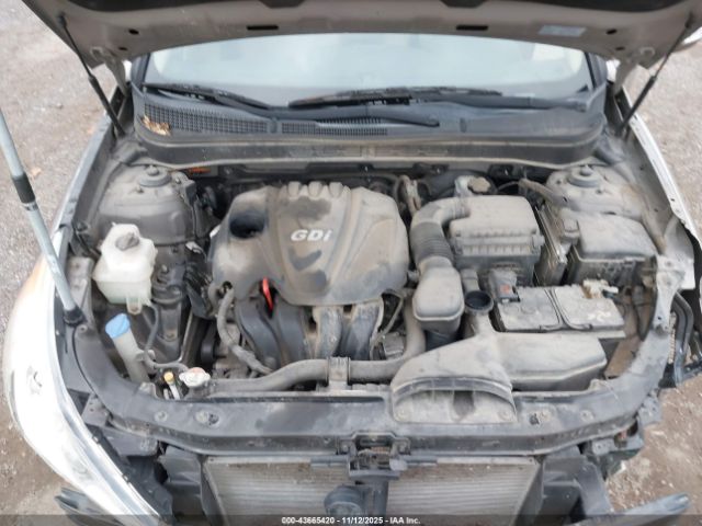 Hyundai SONATA Gls Image 9