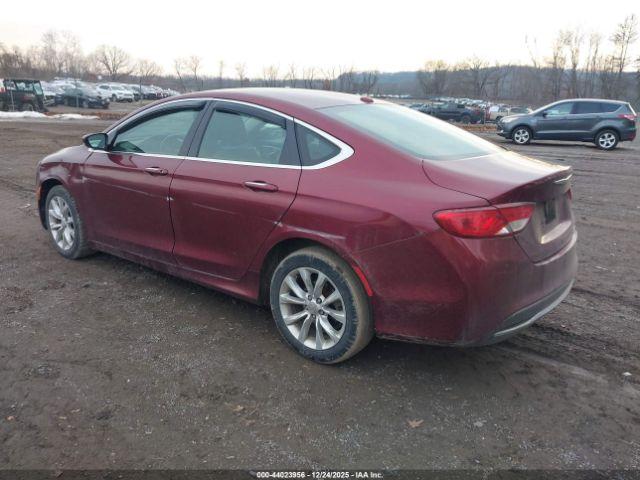Chrysler 200 C Image 8