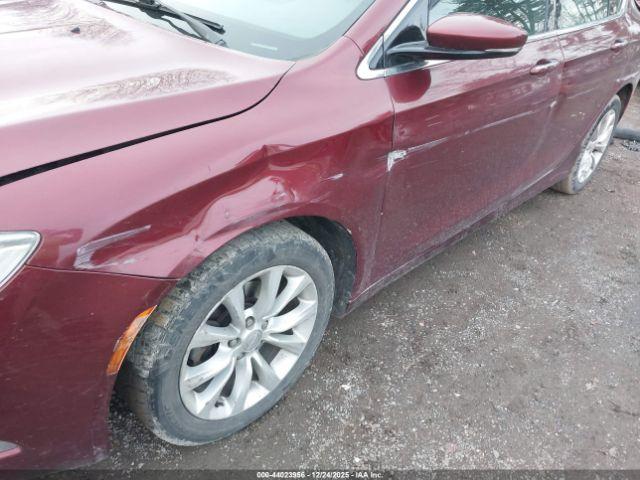 Chrysler 200 C Image 11