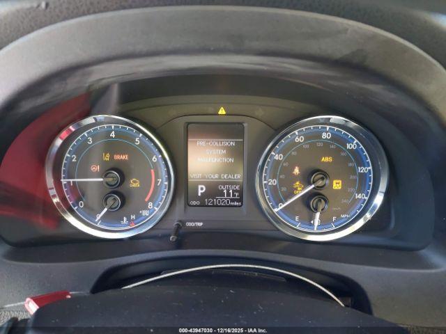 Toyota Corolla Le Image 11