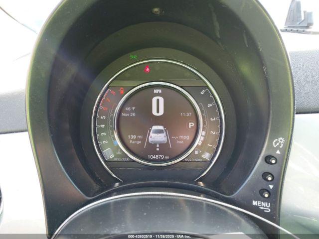 FIAT 500 Lounge Image 7