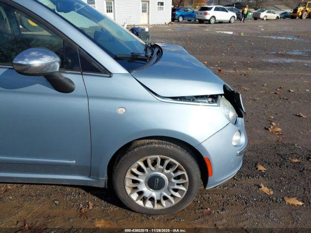 FIAT 500 Lounge Image 10