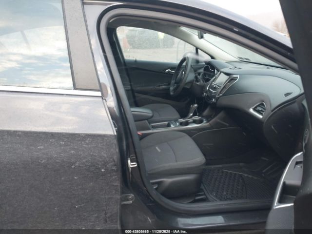 Chevrolet Cruze Lt Auto Image 6