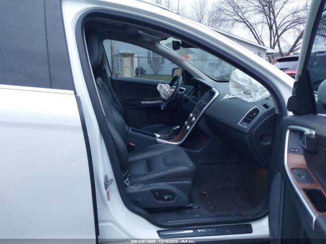 Volvo XC60 T6 Inscription Image 13