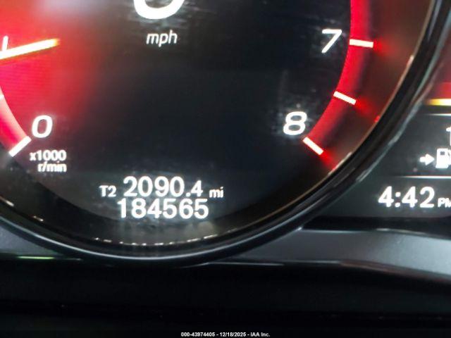 Volvo XC60 T6 Inscription Image 6