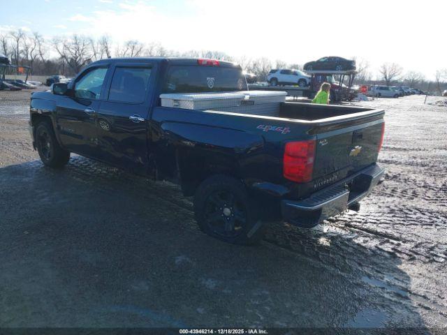 Chevrolet Silverado 1500 Image 3