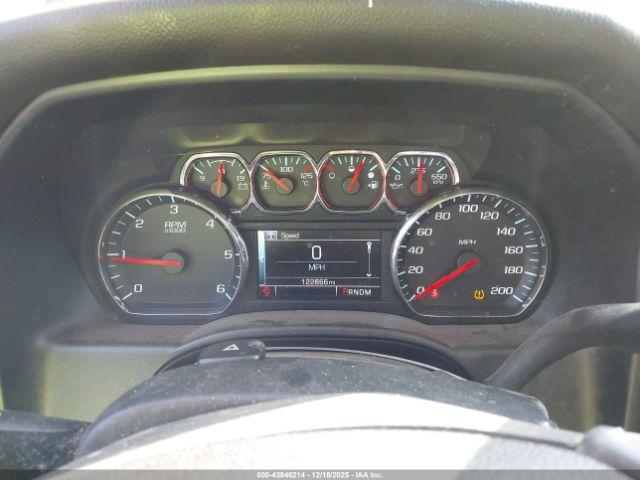 Chevrolet Silverado 1500 Image 8