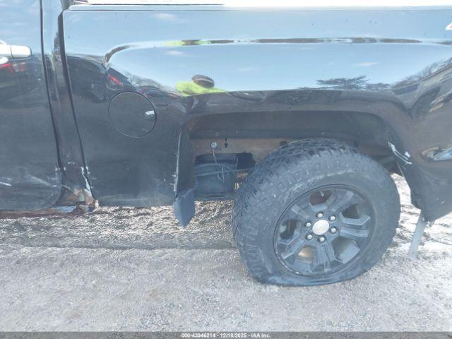 Chevrolet Silverado 1500 Image 14