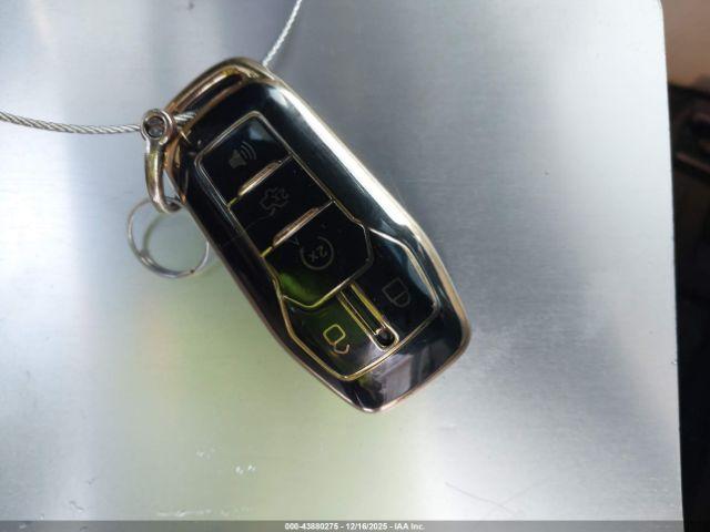 Lincoln MKC Reserve Image 17