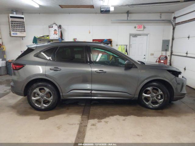 Ford Escape St-line Image 7