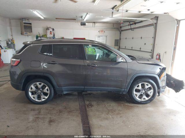 Jeep Compass Limited Fwd Image 5