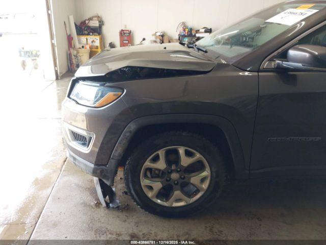 Jeep Compass Limited Fwd Image 16
