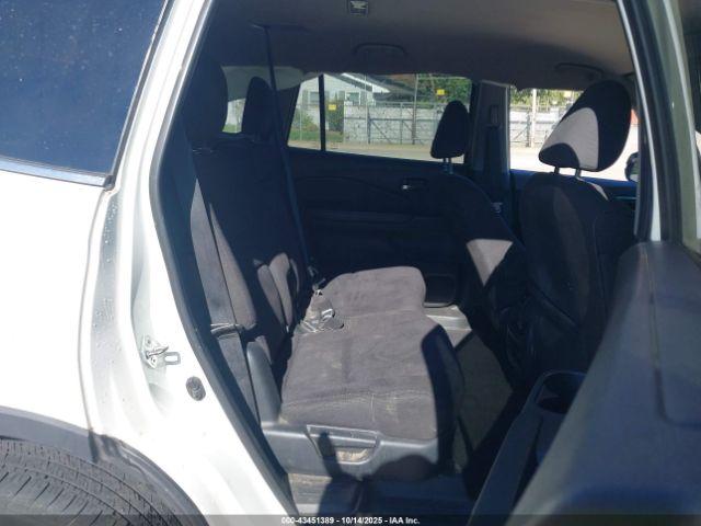 Honda Pilot Lx Image 7