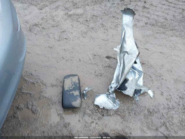 Chevrolet Cruze Ls Auto Image 7