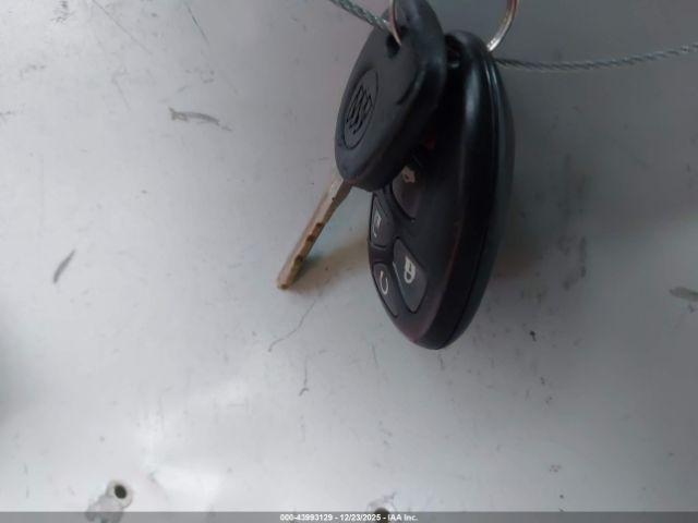 Buick LaCrosse Cxl Image 9