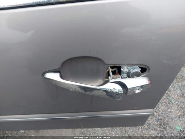 Buick LaCrosse Cxl Image 18