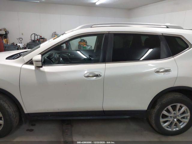 Nissan Rogue Sv Image 11