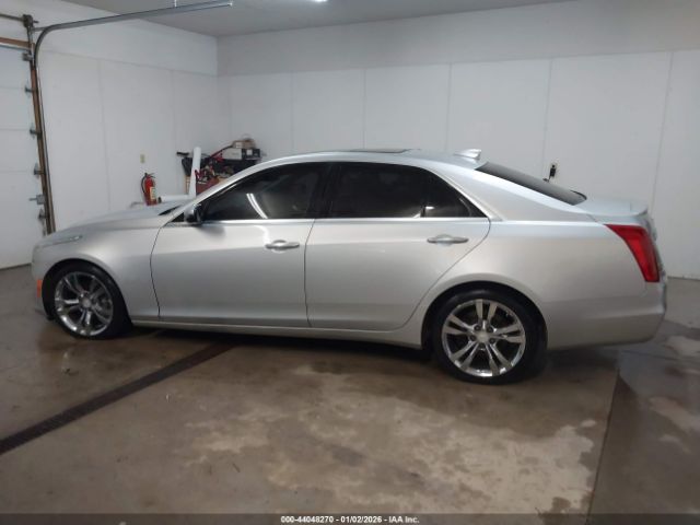 Cadillac CTS Luxury Image 7