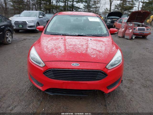 Ford Focus Se Image 14