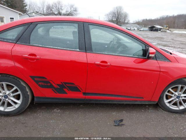 Ford Focus Se Image 13