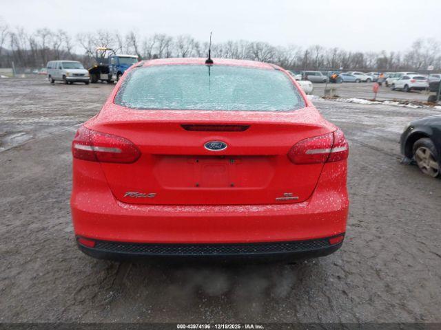 Ford Focus Se Image 11