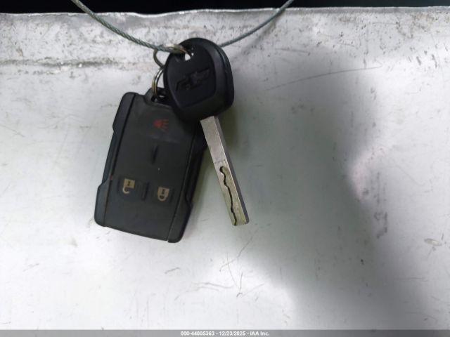 Chevrolet Silverado 1500 Custom Trail Boss Image 16