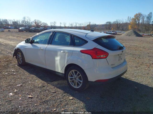 Ford Focus Se Image 6