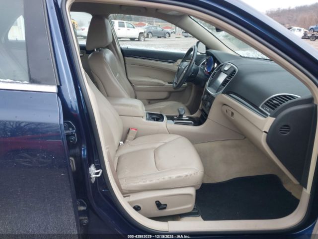 Chrysler 300 Motown Image 3