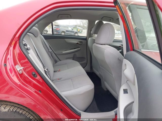 Toyota Corolla Le Image 6