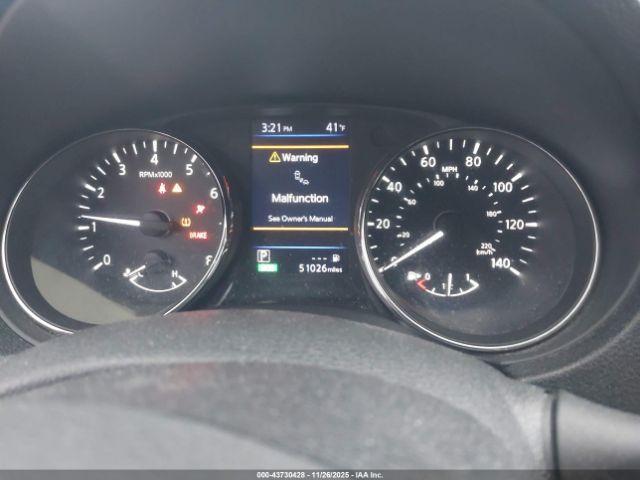 Nissan Rogue S Image 8