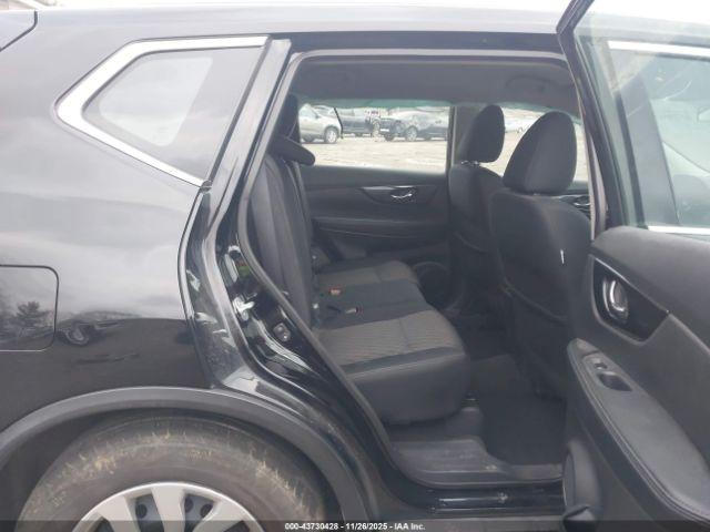 Nissan Rogue S Image 4
