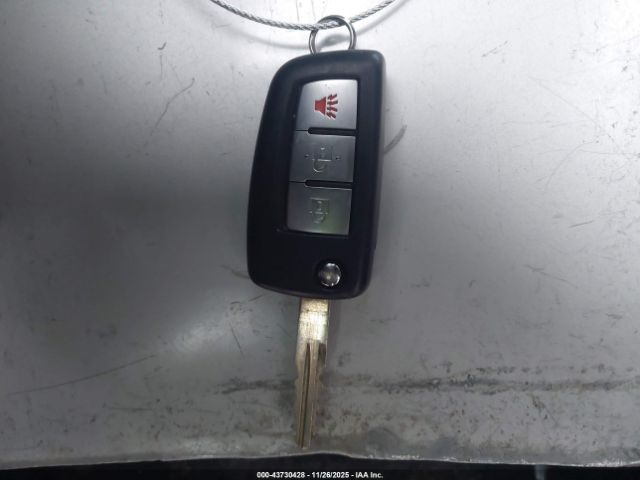 Nissan Rogue S Image 10