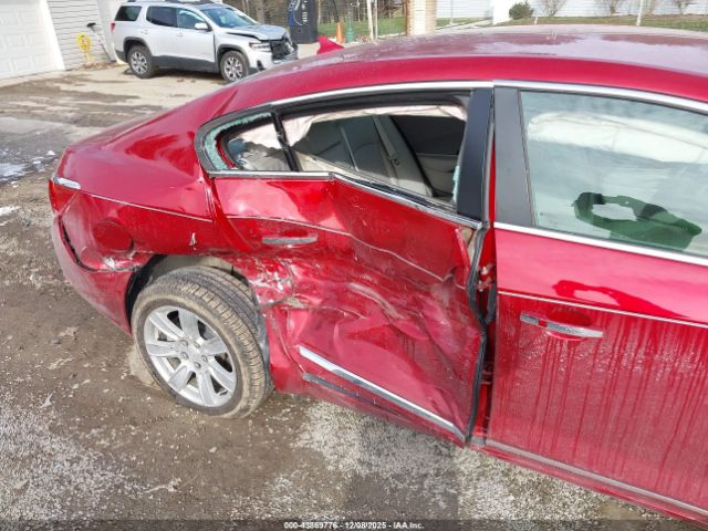 Buick LaCrosse Premium 2 Group Image 3