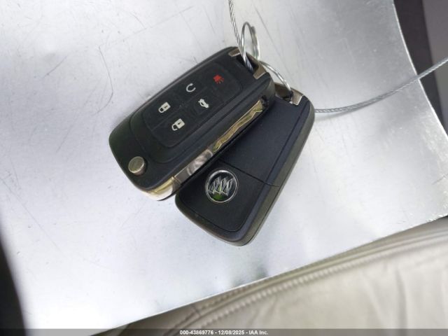 Buick LaCrosse Premium 2 Group Image 6