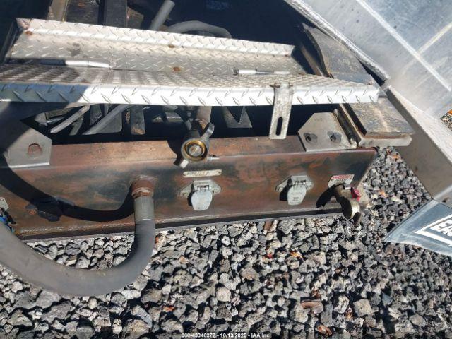 East Manufacturing End Dump Trailer Image 4