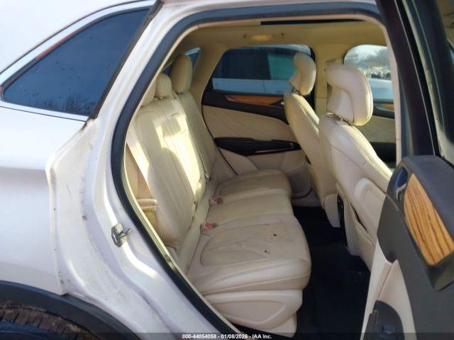 Lincoln MKC Select Image 8