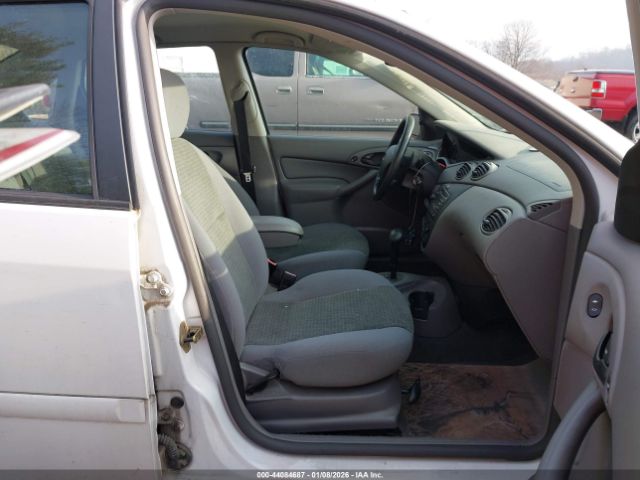 Ford Focus Se Image 11