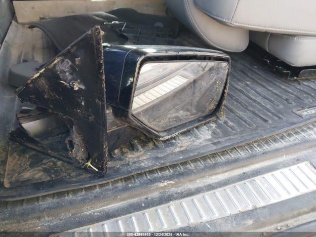 Chevrolet Tahoe 4wd Lt Image 16