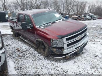  Salvage Chevrolet Silverado 2500