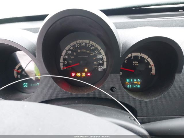 Dodge Nitro Sxt Image 4