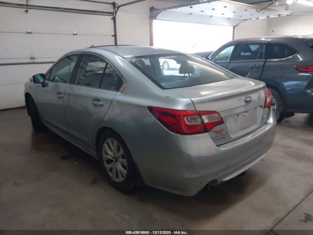 Subaru Legacy 2.5i Premium Image 4